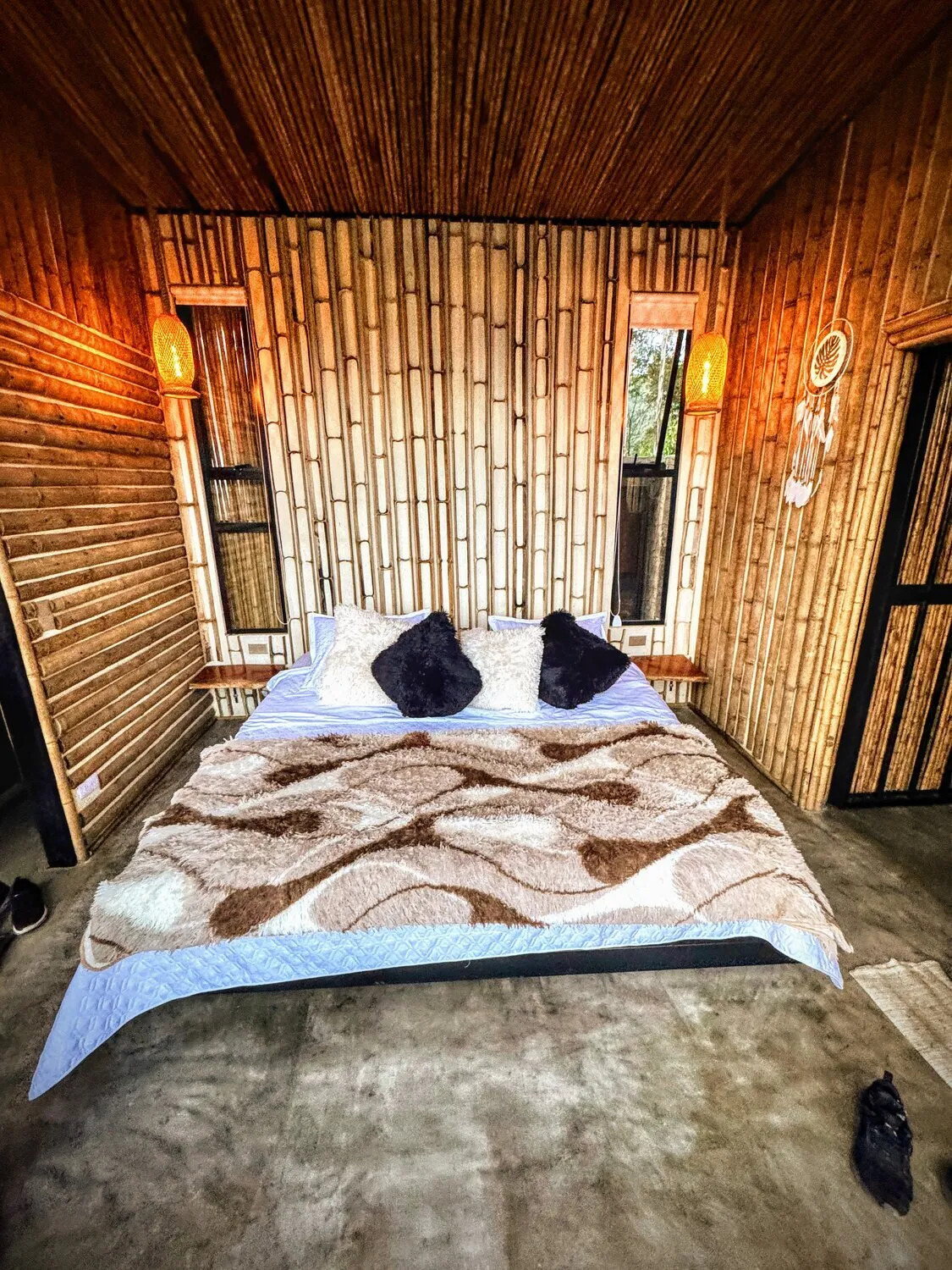Dormitorio principal con cama king-size